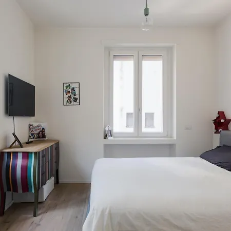 Green Shot - Garibaldi Area Apartment